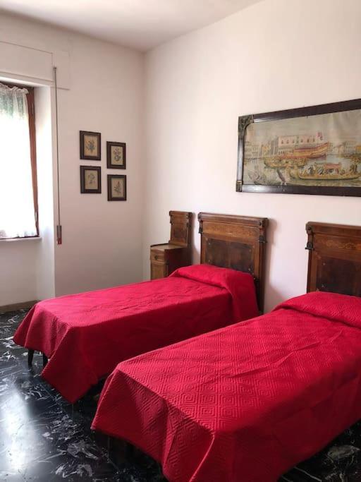 Casa Indipendente Zona Centrale ラ・マッダレーナ エクステリア 写真