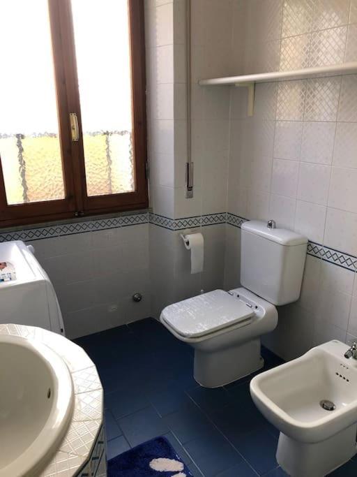 Casa Indipendente Zona Centrale ラ・マッダレーナ エクステリア 写真
