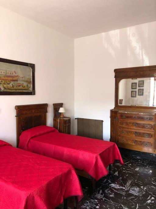 Casa Indipendente Zona Centrale ラ・マッダレーナ エクステリア 写真