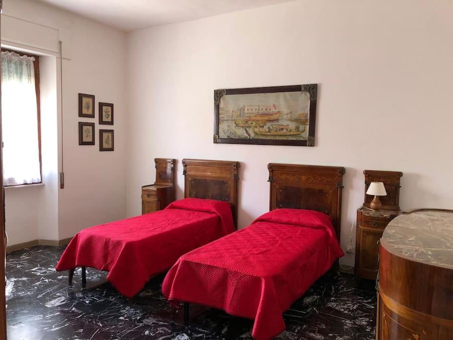 Casa Indipendente Zona Centrale ラ・マッダレーナ エクステリア 写真